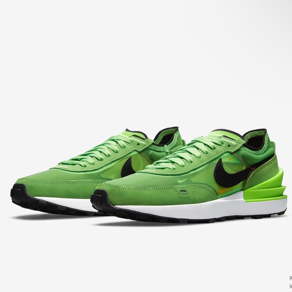 Nike Waffle One Electric Green Kids Sneakers- 5.5, 6, 6.5, 7 - Picture 4 of 13